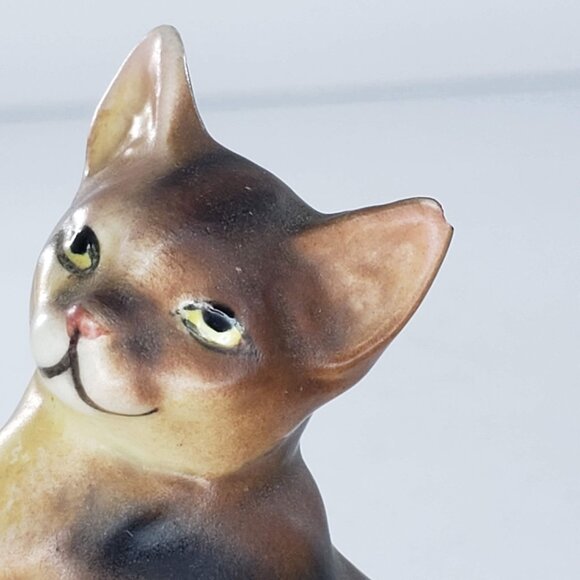 Vintage Lipper & Mann Creations Striped Tabby Cat Figurine Sitting Brown - Picture 9 of 10